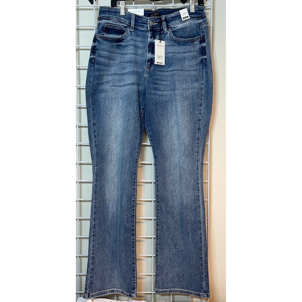 Judy Blue American Honey Mid-Rise stretch bootcutJeans Light Wash  size 14W - Picture 2 of 12